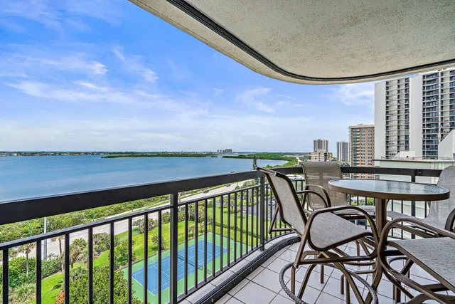Eastpointe Singer Island Unit 10j photo 11