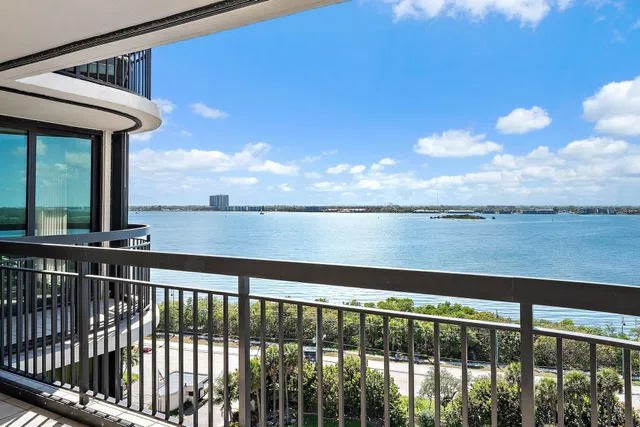 Eastpointe Singer Island Unit 10j photo 12