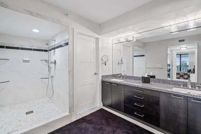 Eastpointe Singer Island Unit 10j photo 14