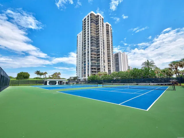 Eastpointe Singer Island Unit 10j photo 27