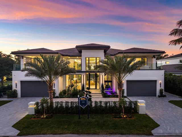 Royal Palm Yacht and Country Club Residence photo 3