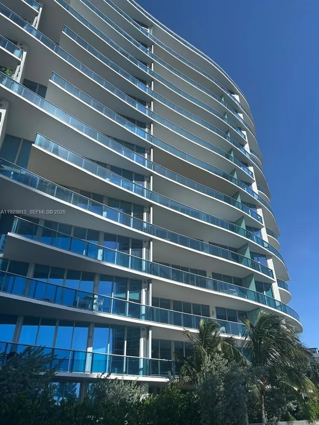 Aurora Sunny Isles Beach 1204