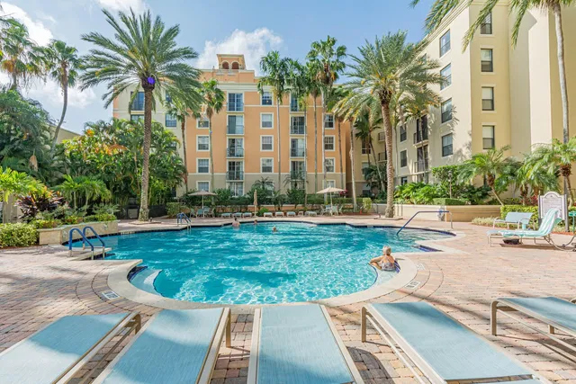 Courtyards in Cityplace Unit 102 photo 27