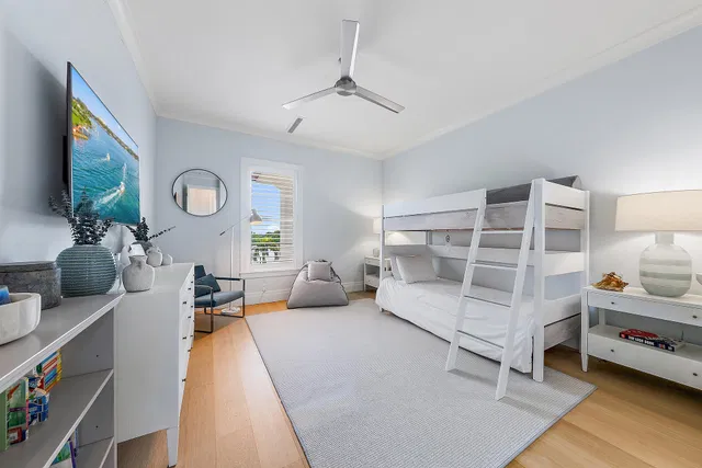 Residence photo 23