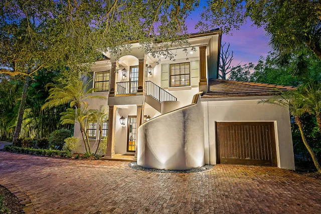 Residence photo 25