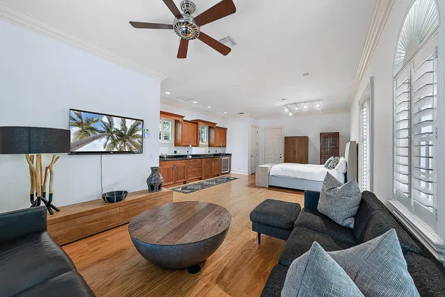 Residence photo 28