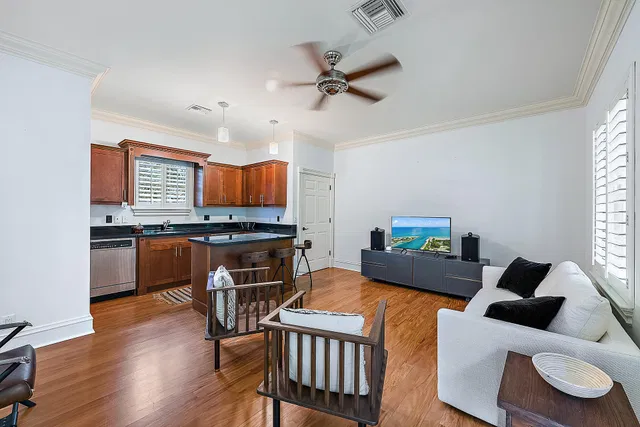 Residence photo 29