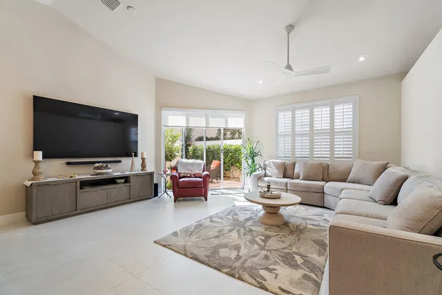 PGA National Palm Beach Gardens Residence photo 11
