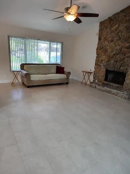 Residence photo 18