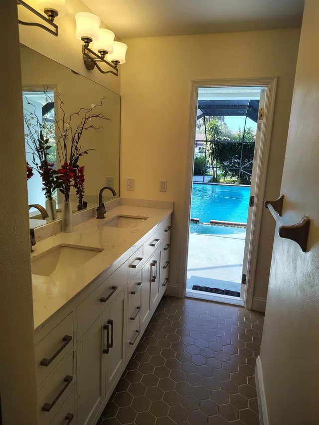Residence photo 24