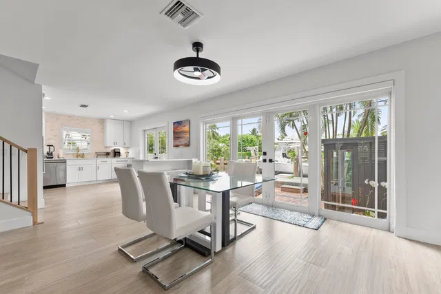 Palm Trail Delray Beach Residence photo 9