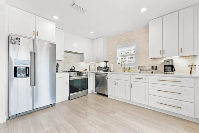 Palm Trail Delray Beach Residence photo 12