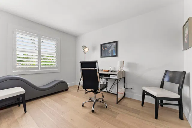 Palm Trail Delray Beach Residence photo 20