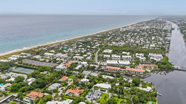 Palm Trail Delray Beach Residence photo 40