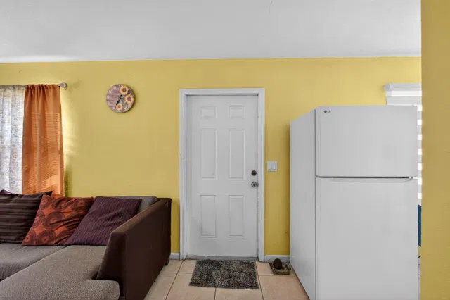 West Palm Beach Residence photo 5