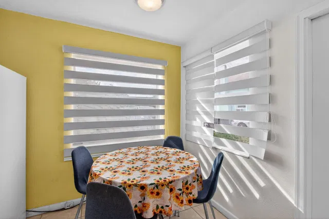 West Palm Beach Residence photo 6