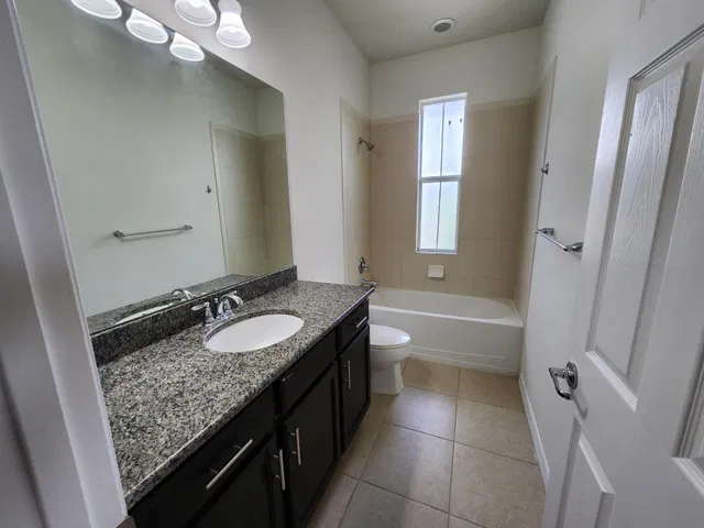 Mallory Creek Abacoa Residence photo 14