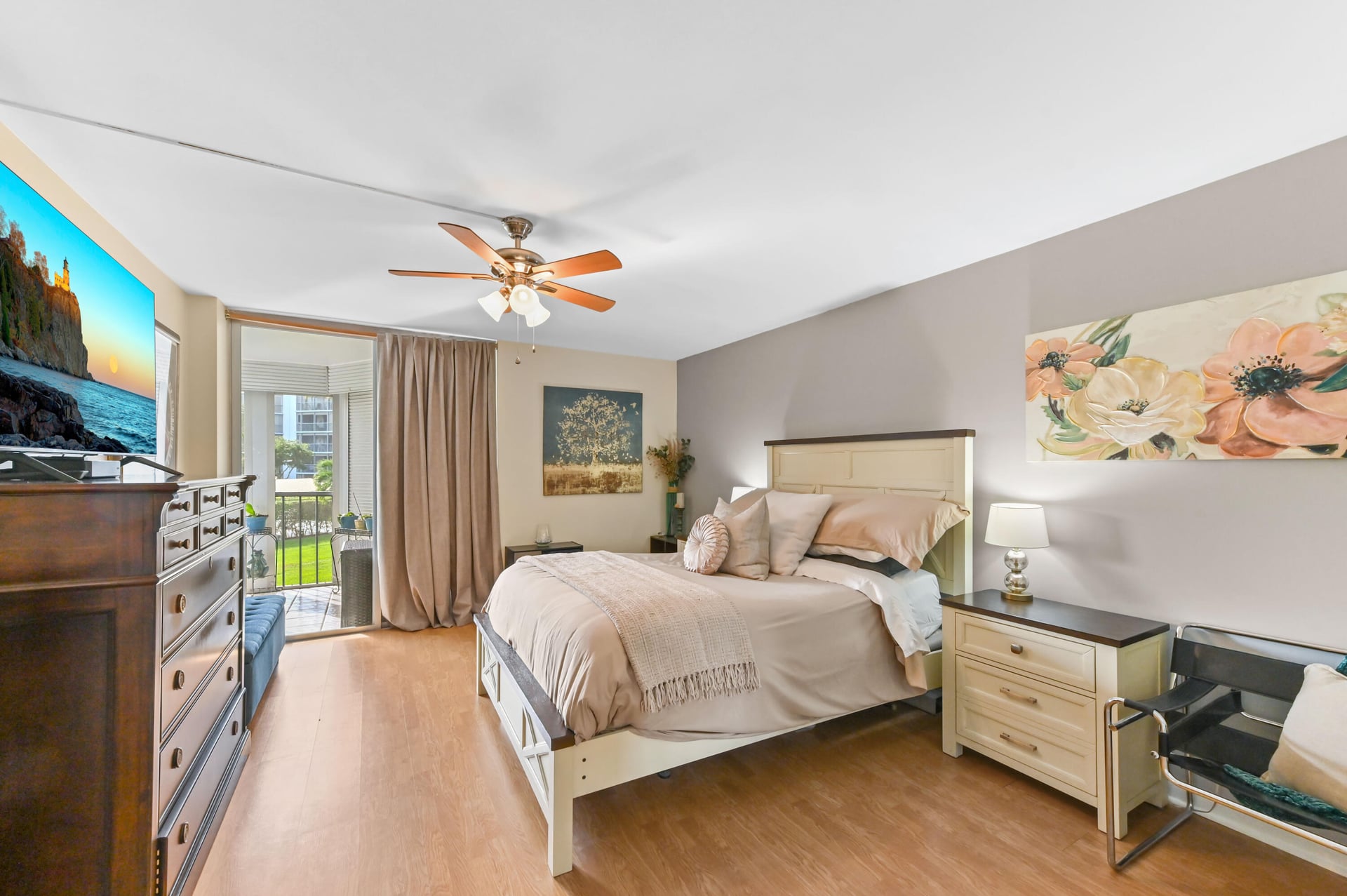 Unit 207 photo 19
