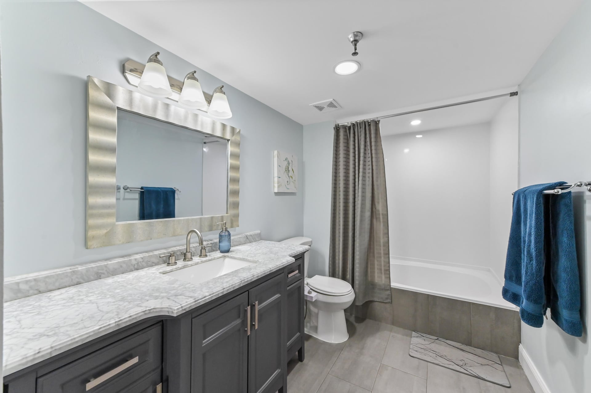 Unit 207 photo 22