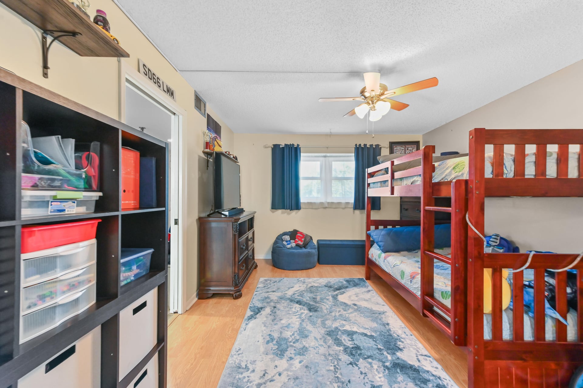 Unit 207 photo 27