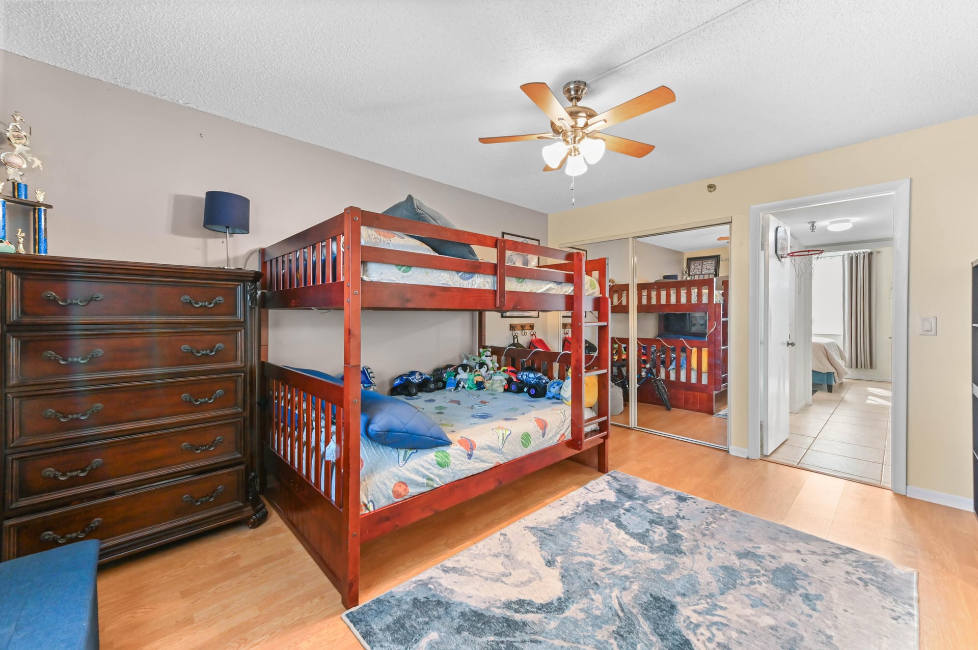 Unit 207 photo 29