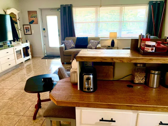  Residence photo 11