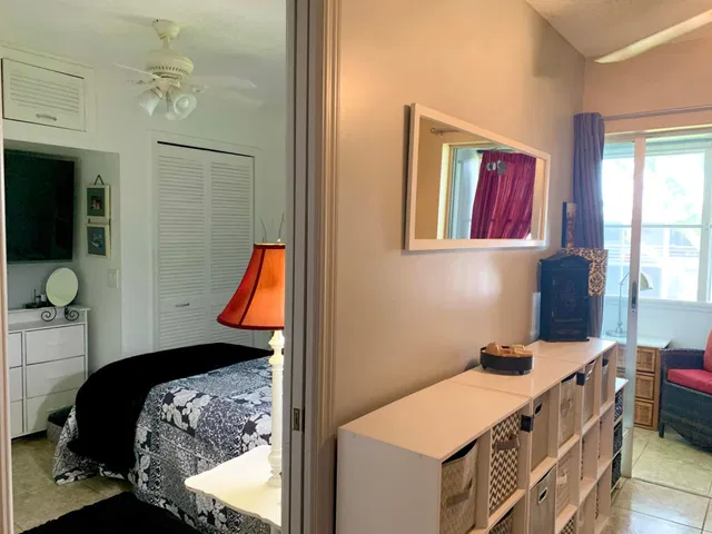  Residence photo 30