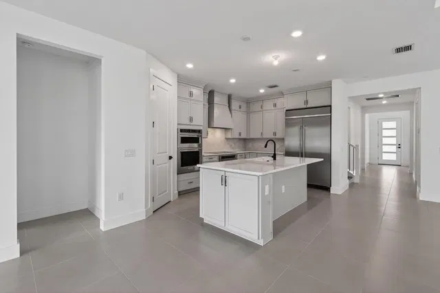 Eastpointe Country Club Unit Coral 68 photo 9