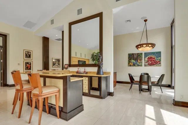 Frenchman's Creek Residence photo 16