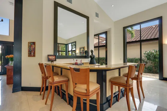 Frenchman's Creek Residence photo 21