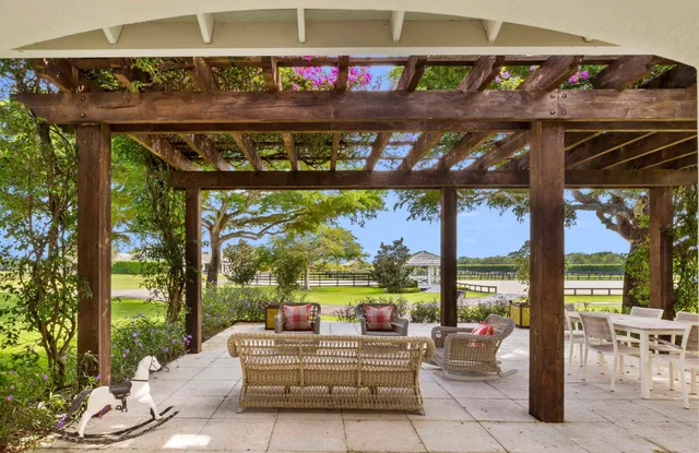 Palm Beach Point Residence photo 4