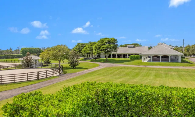 Palm Beach Point Residence photo 5