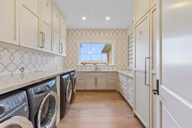 Palm Beach Point Residence photo 23