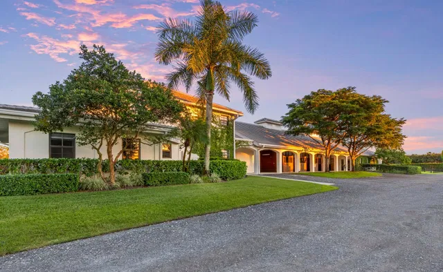 Palm Beach Point Residence photo 32