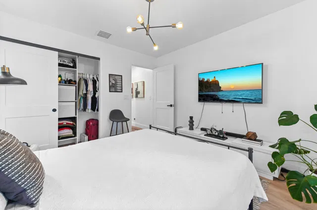 Residence photo 31