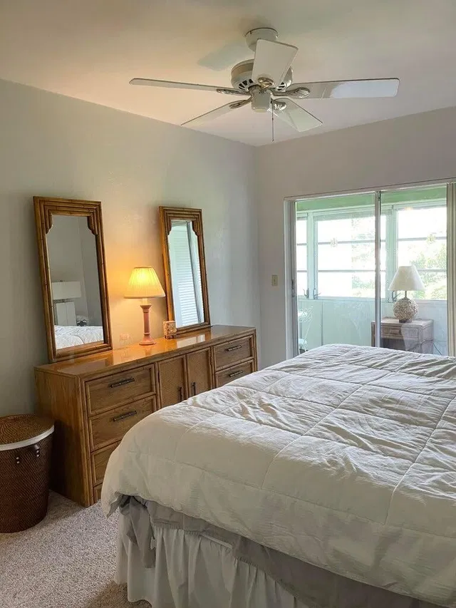 Unit 205 photo 3