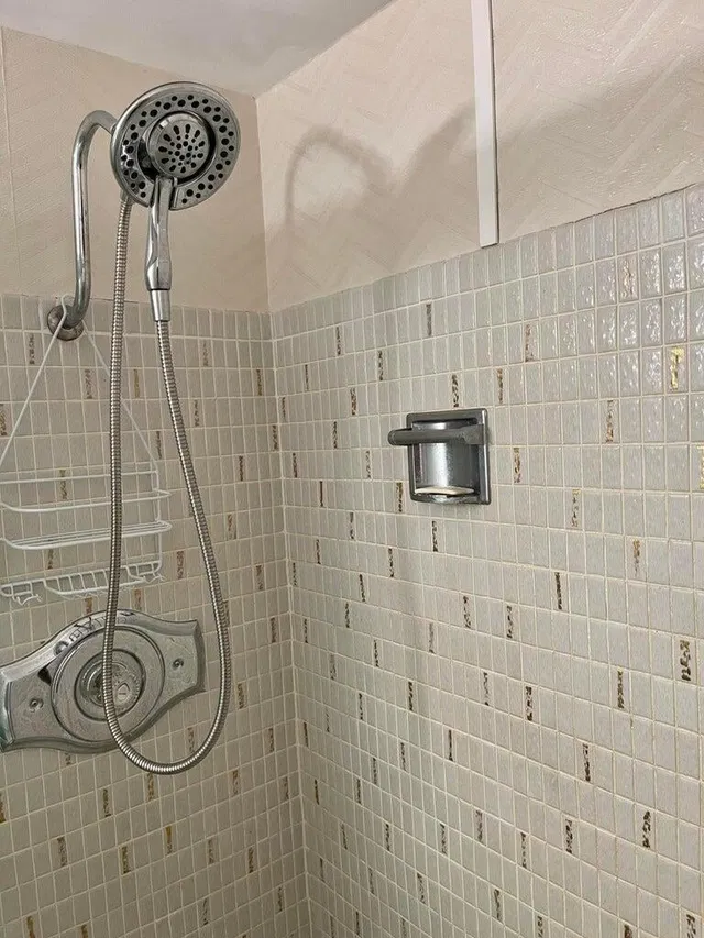 Unit 205 photo 5