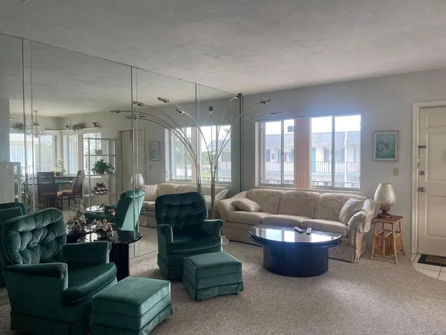 Unit 205 photo 12