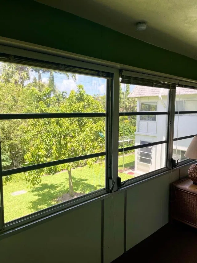 Unit 205 photo 16