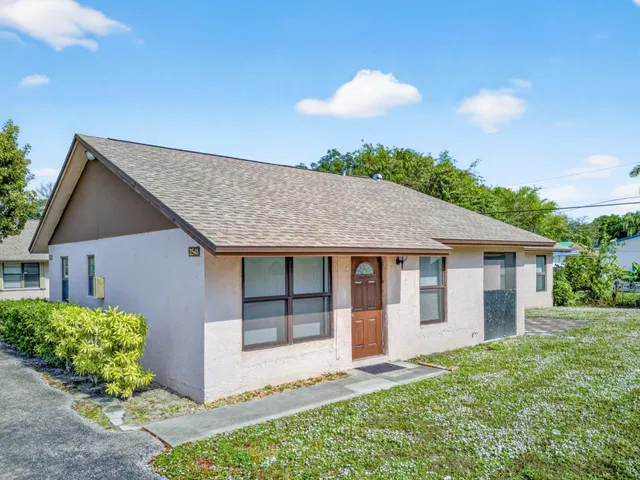 Residence photo 2