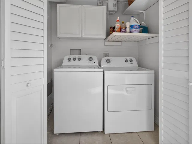 Residence photo 26