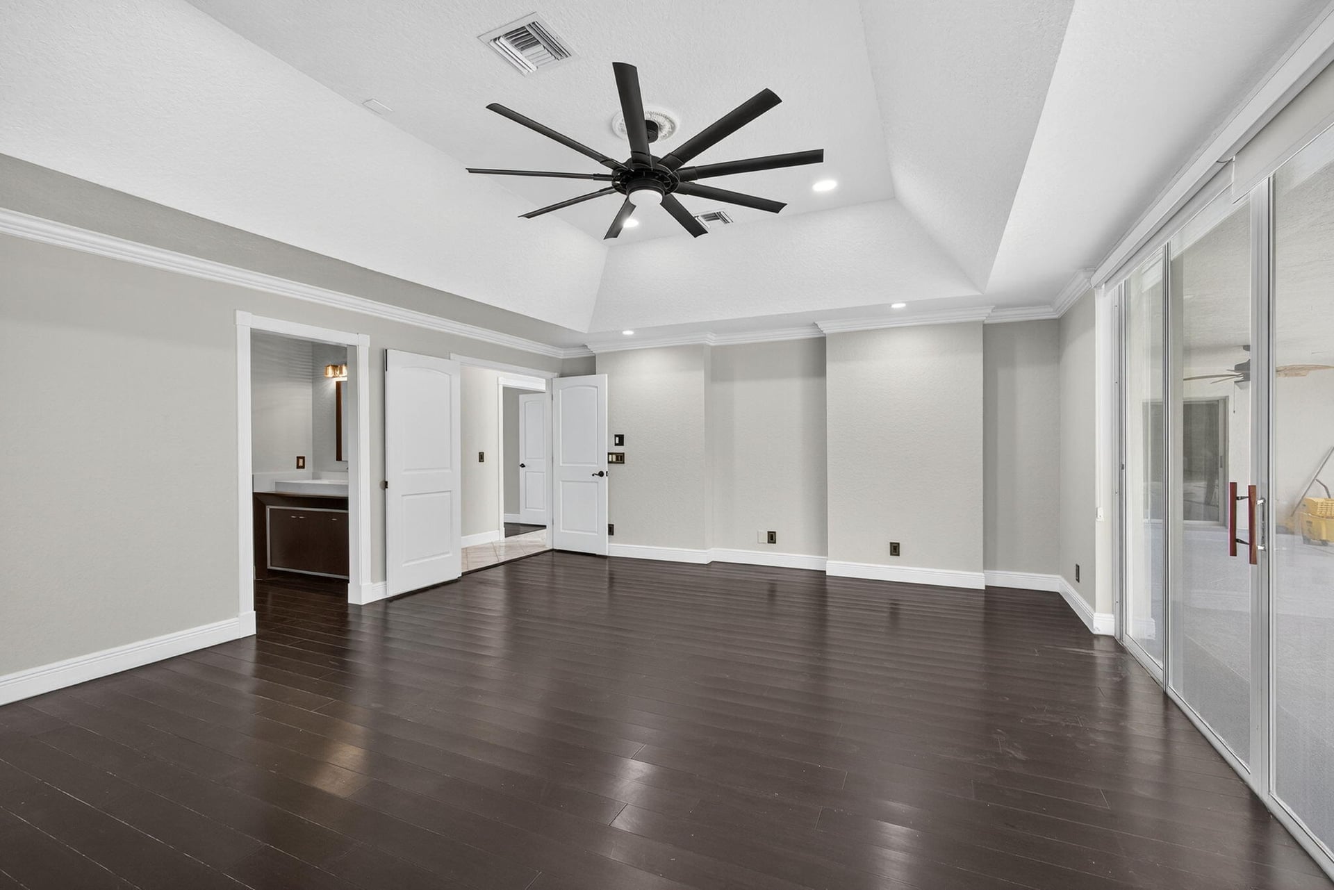 Residence photo 18
