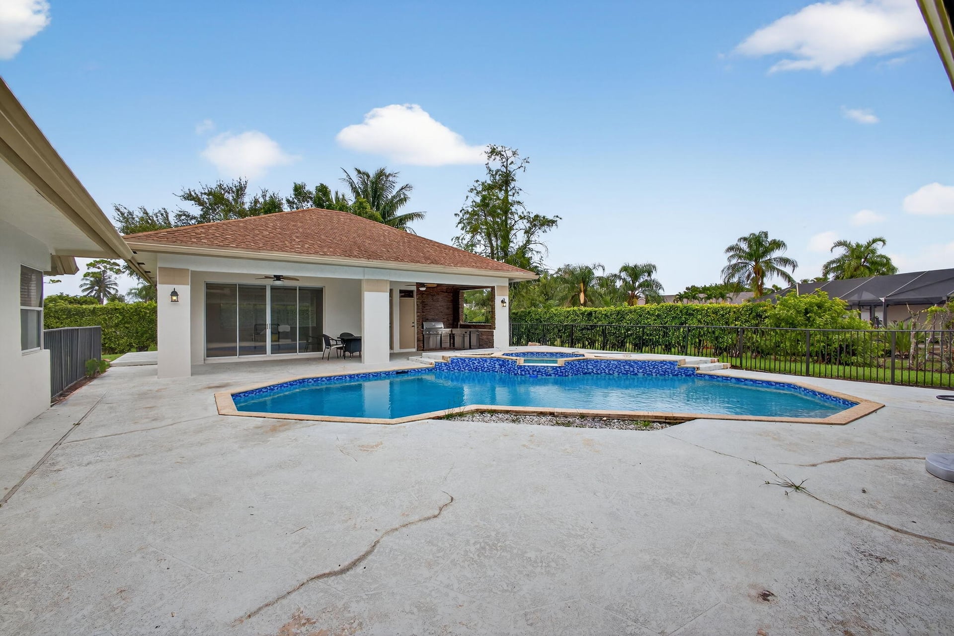 Residence photo 48