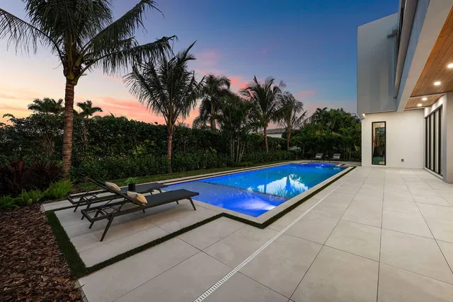 Royal Palm Yacht and Country Club Residence photo 79