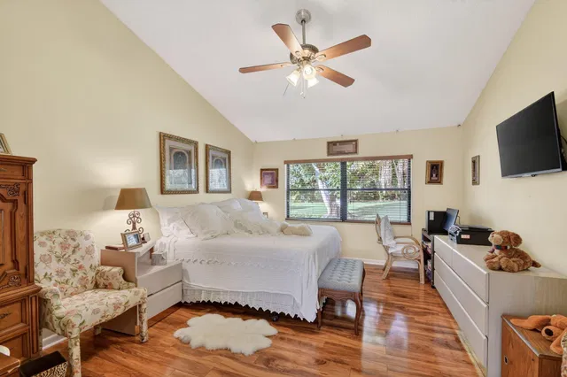  Residence photo 24