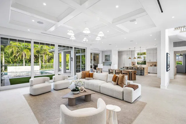 Palm Trail Delray Beach Residence photo 12