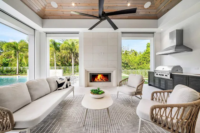 Palm Trail Delray Beach Residence photo 18