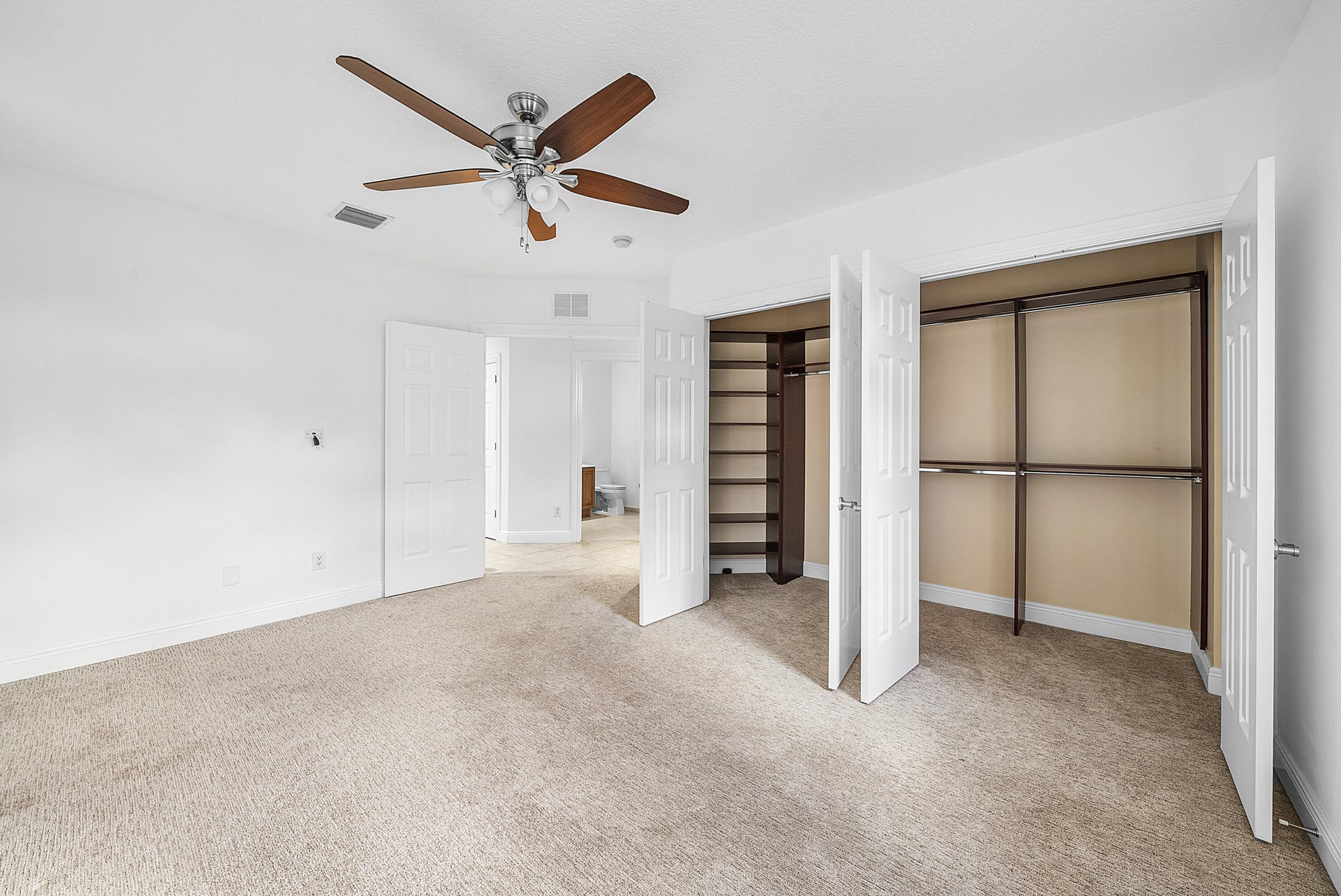  Residence photo 9