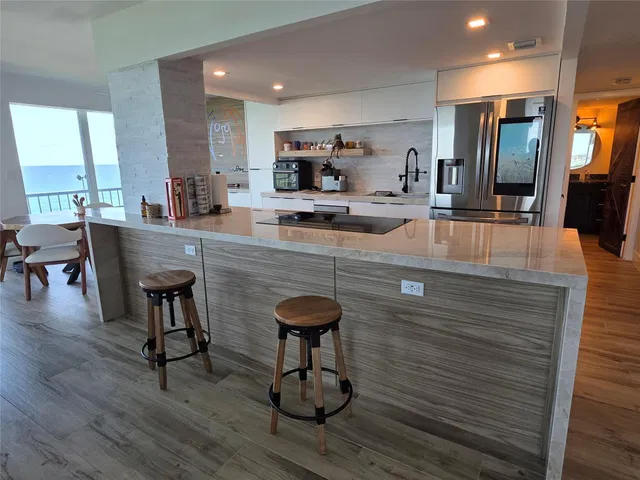 Water Glades Unit 11C photo 2