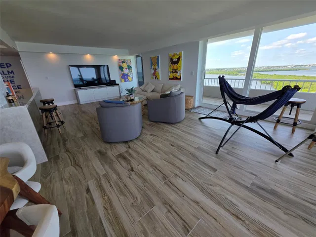 Water Glades Unit 11C photo 7